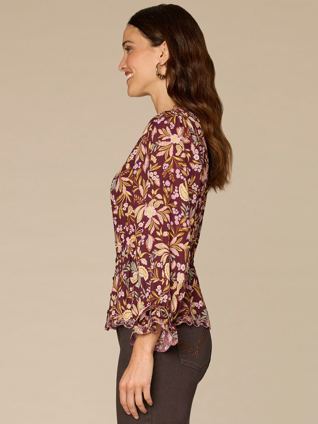Long Sleeve V-Neck Scallop Edge Floral Print Plus Size Woven Top